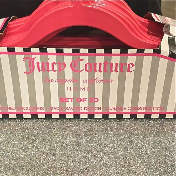 Juicy Couture Home Set of 20 Notched Shoulder Space Saving Clothes Hangers- Pink - Picture 7 of 7